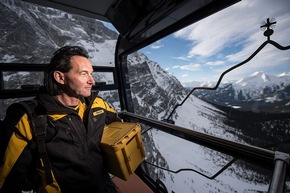 PM: Gondeln, Seilbahnen und Boote: Wie DHL an schwer zug&auml;nglichen Orten weltweit Pakete zustellt / PR: Gondolas, Cable Cars, and Boats: How DHL delivers packages in hard-to-reach locations worldwide